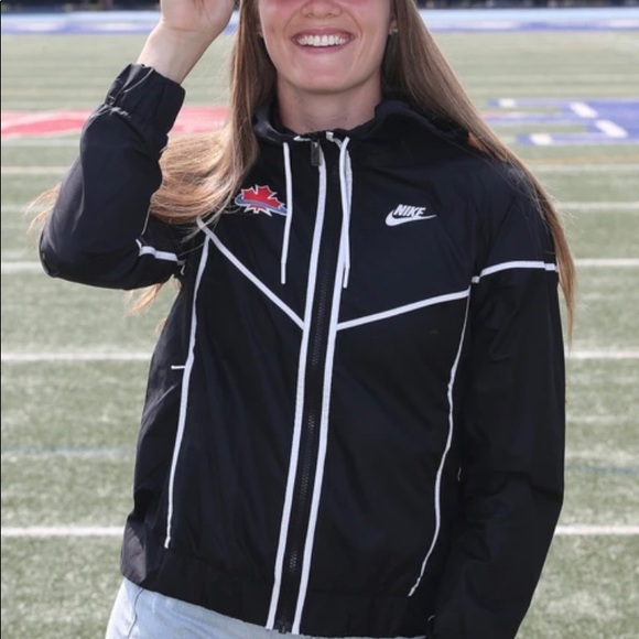 NIKE Women’s Athletics Canada Windrunner Jacket - Picture 6 of 6